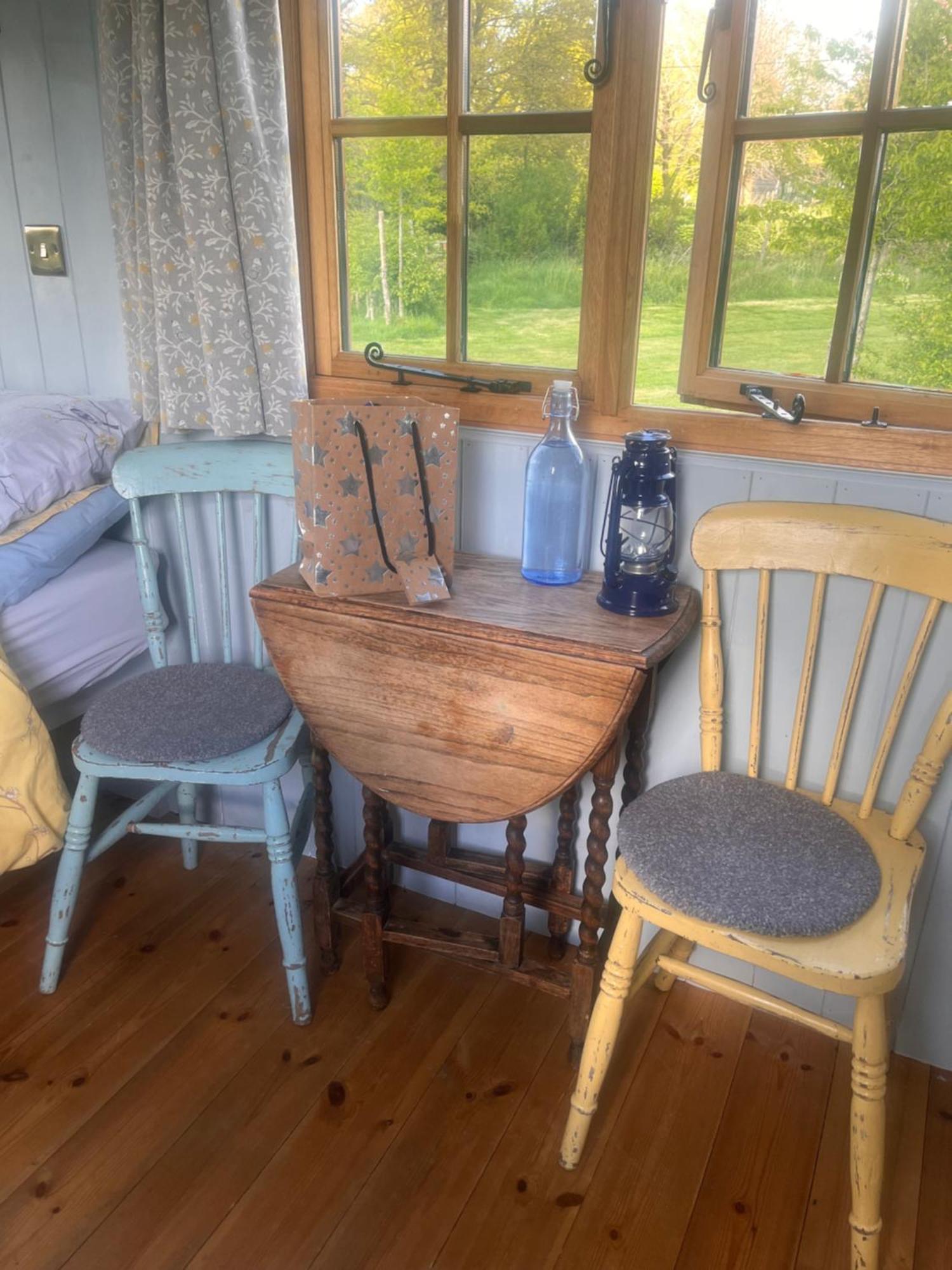 Sindles Farm Bed & Breakfast Емсуърт Екстериор снимка