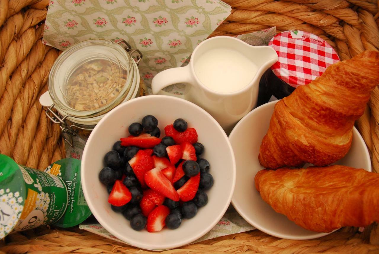 Sindles Farm Bed & Breakfast Емсуърт Екстериор снимка