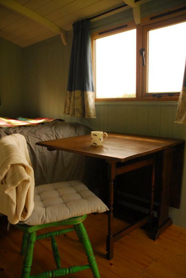 Sindles Farm Bed & Breakfast Емсуърт Екстериор снимка