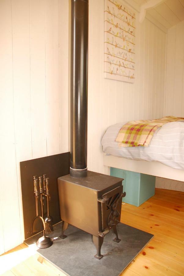 Sindles Farm Bed & Breakfast Емсуърт Екстериор снимка